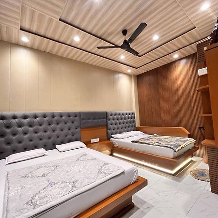 Pallav Guest House Ujjain Dış mekan fotoğraf