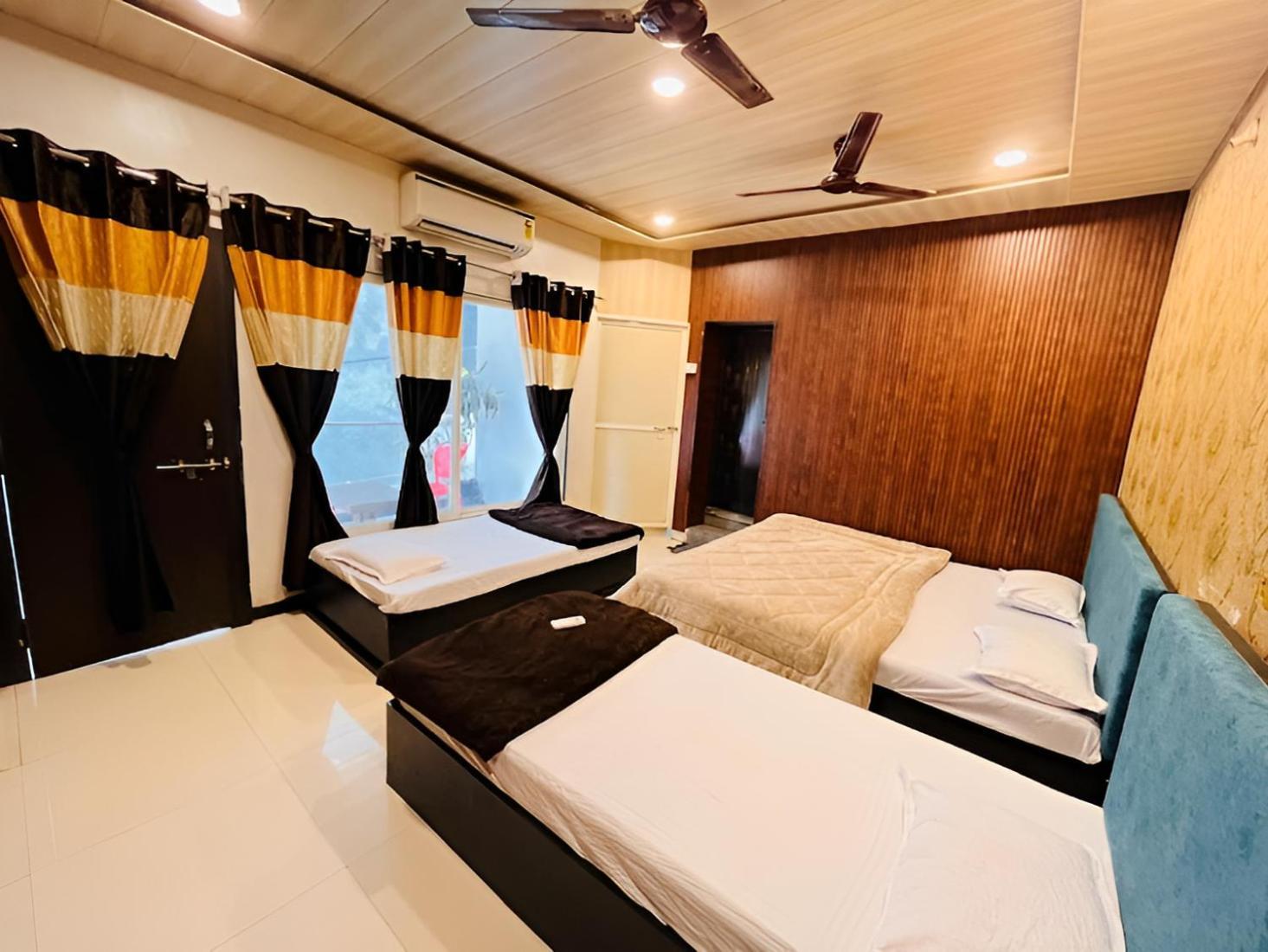 Pallav Guest House Ujjain Dış mekan fotoğraf