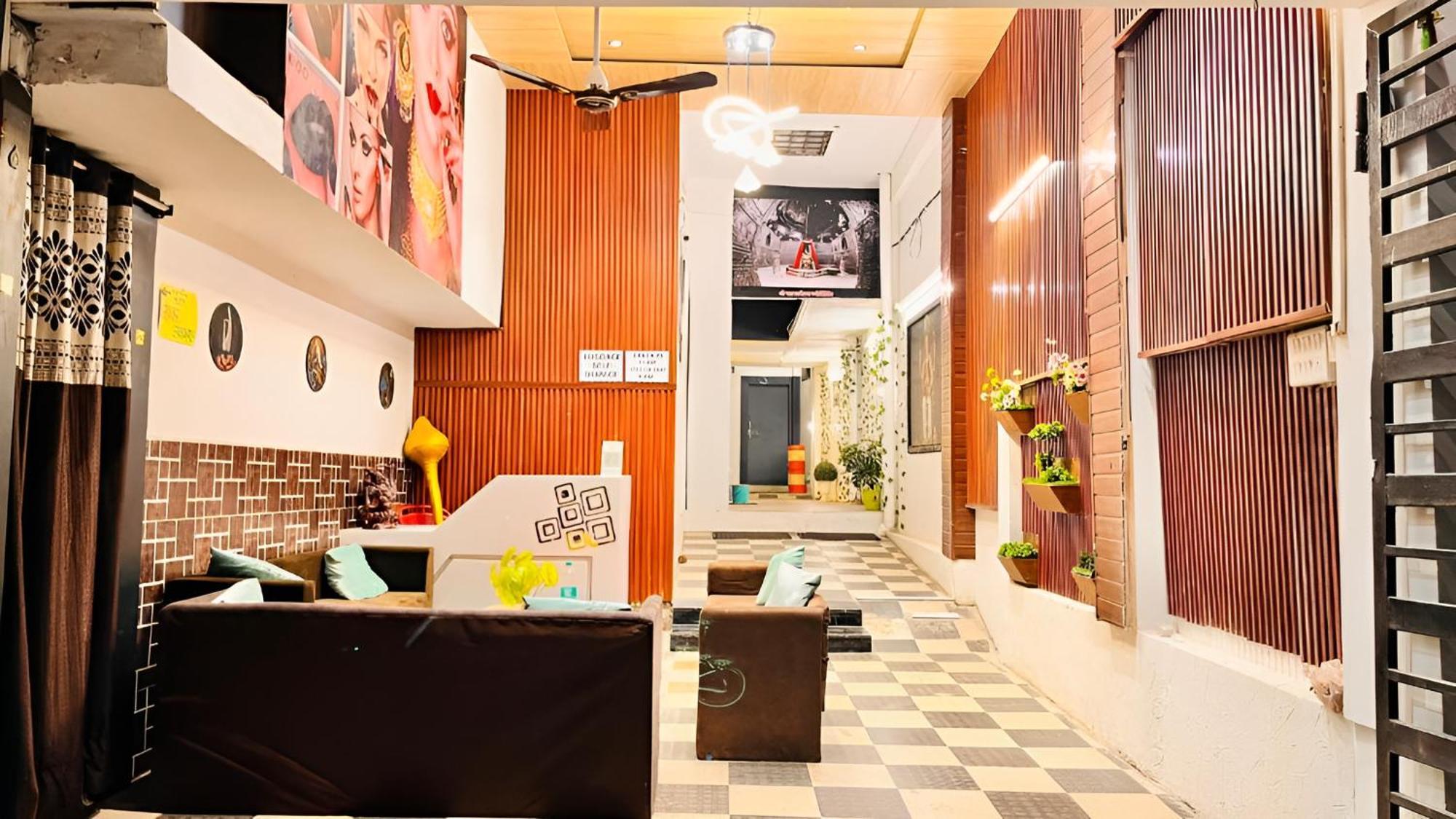 Pallav Guest House Ujjain Dış mekan fotoğraf
