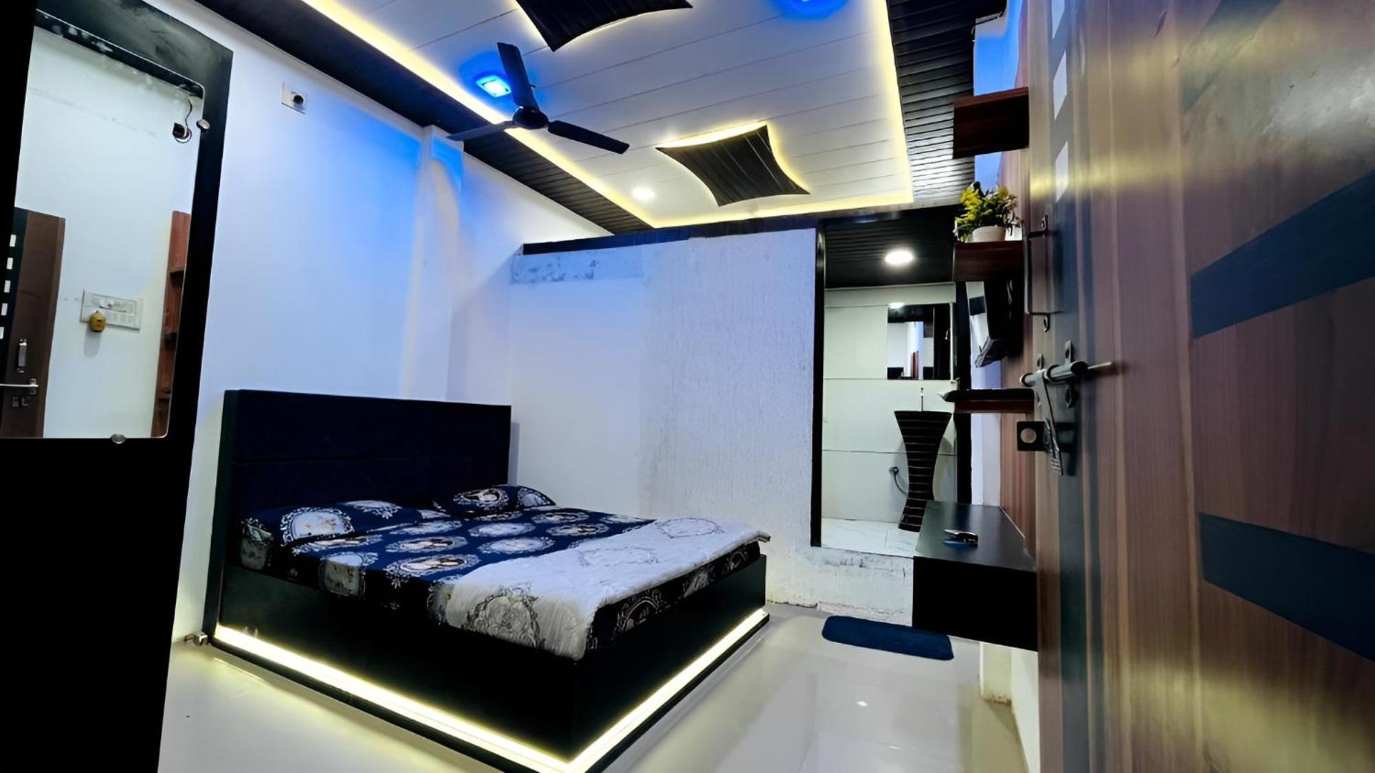 Pallav Guest House Ujjain Dış mekan fotoğraf